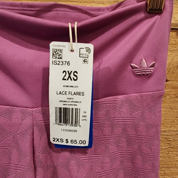 NWT Adidas High-Waist Lace Flared Yoga Pants - Picture 3 of 3